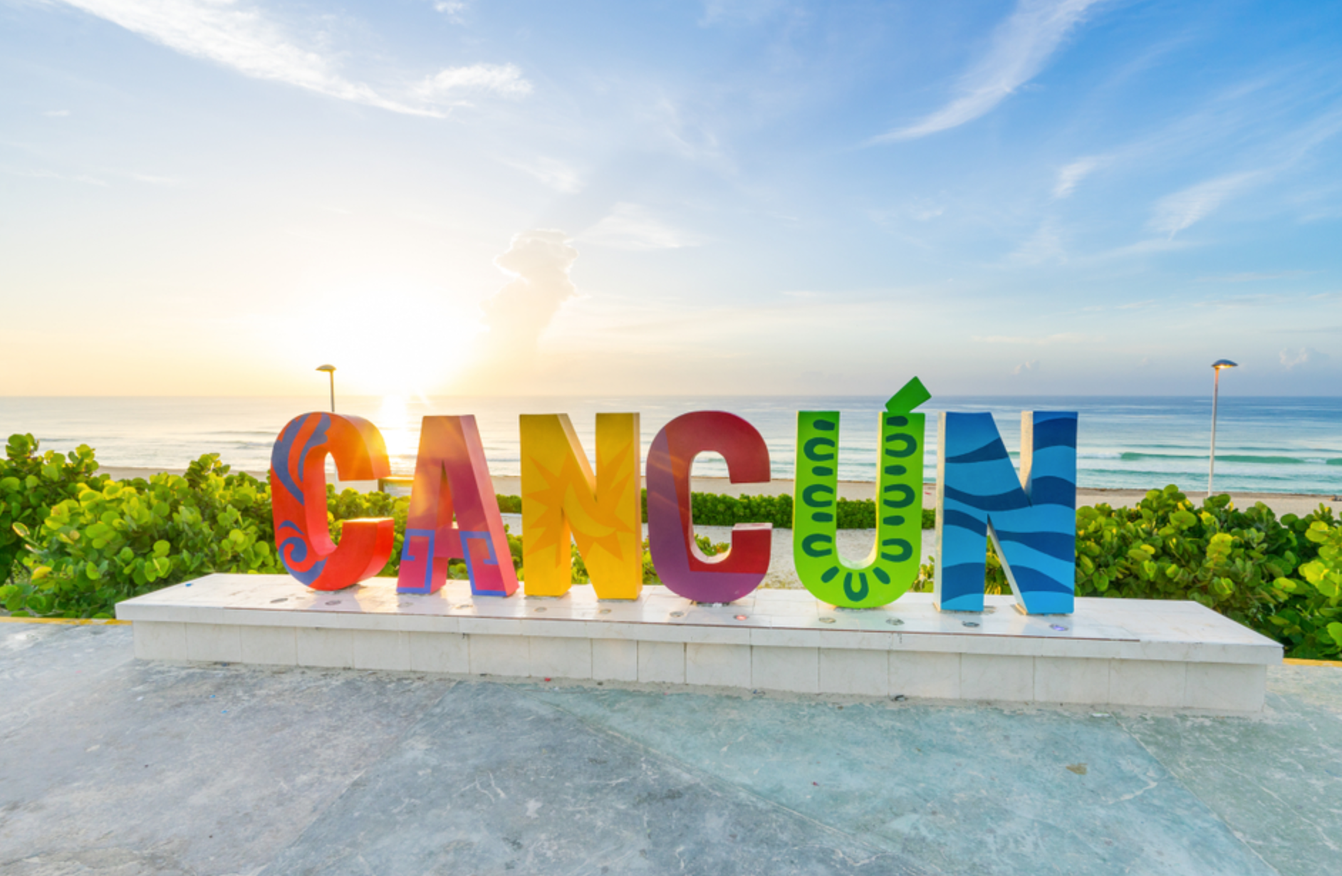 Hoteleros de Cancún advierten afectaciones al turismo por conflicto México- Ecuador